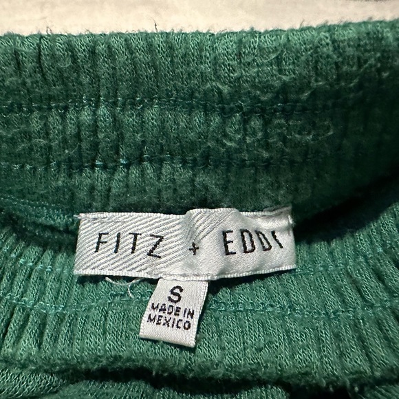 Princess Polly Green Lounge Shorts. Size Small. Excellent condition, wore once. - Picture 3 of 3